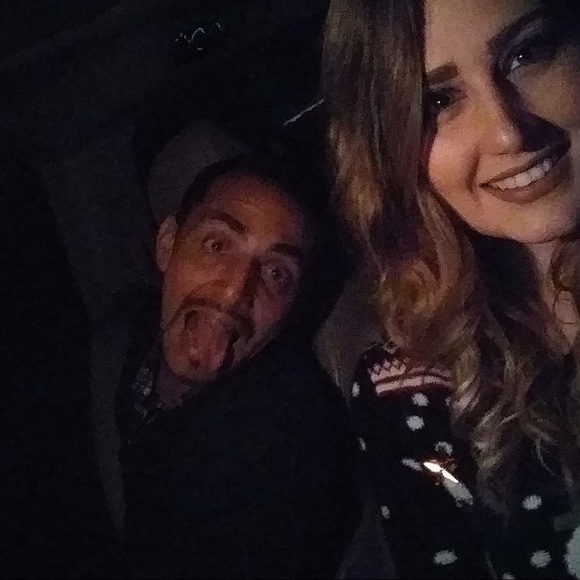 Meet your Posher, Jade - Picture 2 of 2